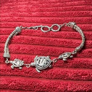 ATI 925 Sterling Silver Bali-Style Turtle Charm Bracelet – Adjustable